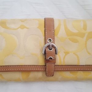 Coach Wallet Yellow Gold